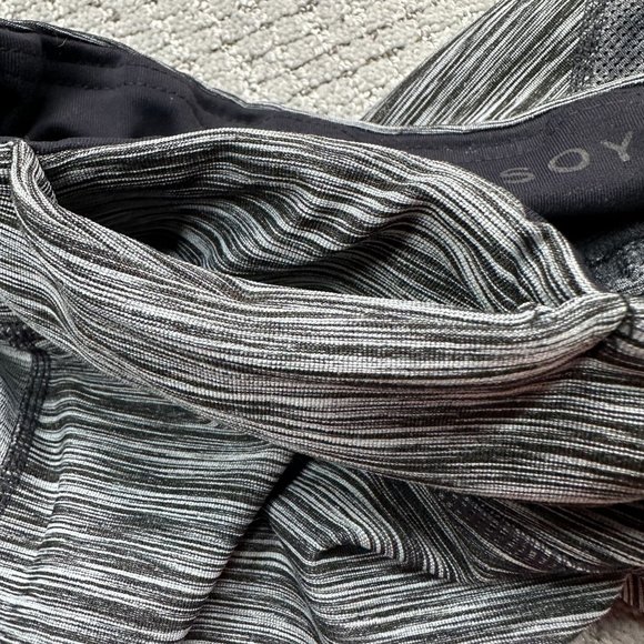 SOYBU Leggings Womens Crop Pull On Hidden Pocket Stripe Gray M - Picture 4 of 9